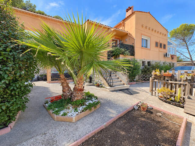 MAISON DE TYPE 4 MARTIGUES JONQUIERES — photo du bien