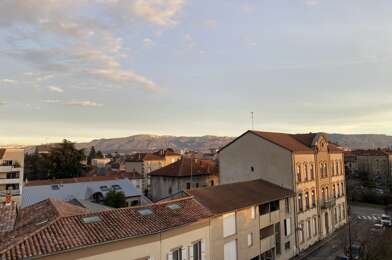 Appartement 3 pièces 77000 €