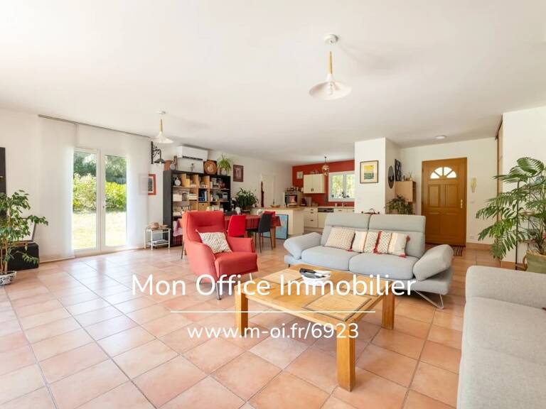 Référence : 6923-EBE. - Maison de plain-pied 120 m² sur 4 000 m² de terrain – Un havre de paix aux portes d’Aix-en-Provence — photo 1
