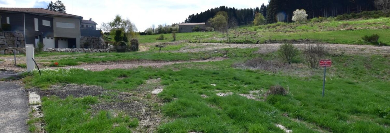 Terrain  756 m² à vendre à Dunières (43220)