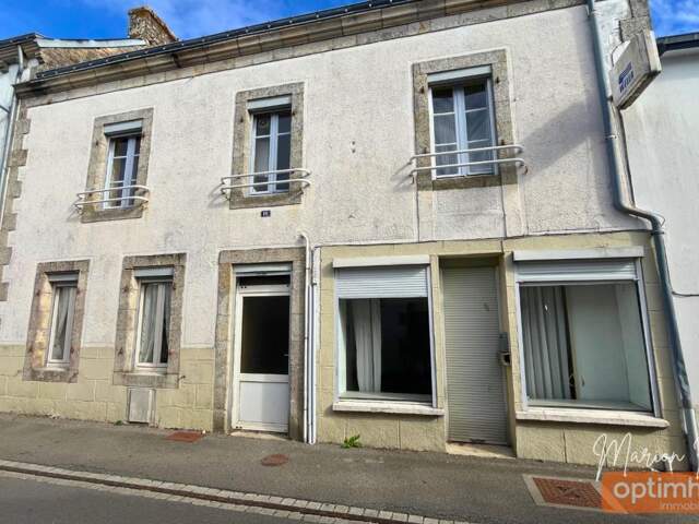 Scaër (29390) – Maison ancienne de 224 m² avec garage indépendant et terrain de 483 m² — photo du bien