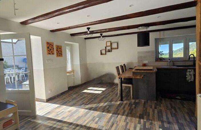 Coup de coeur - Maison entièrement rénovée avec 3 chambres , — photo 5
