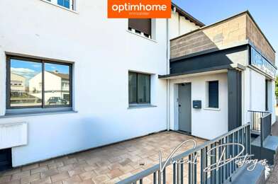 Appartement 8 pièces 250000 €