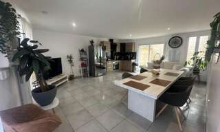 Maison 5 Pièces 83 m² à louer à Mauzé-sur-le-Mignon (79210)