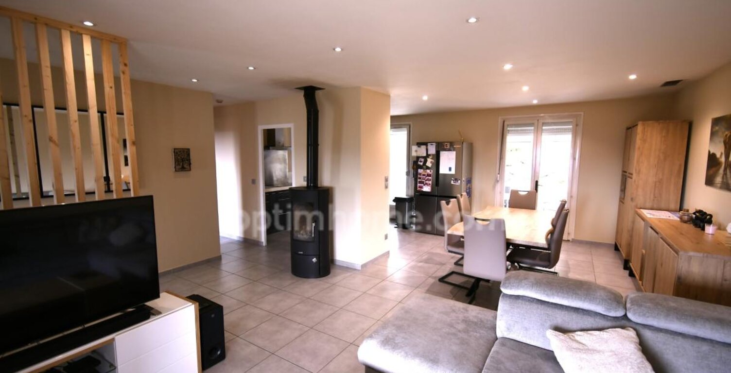 En Exclusivité  Maison  4 pièces SAINT GENEST LERPT (42) — photo 1