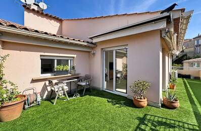 LE CANNET- APPARTEMENT FAÇON VILLA SUR LES TOITS – GARAGE & PISC — photo du bien