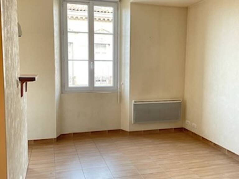T1 — photo 1