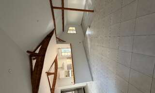 Maison 4 Pièces 110 m² à louer à Val-de-Livenne (33860)