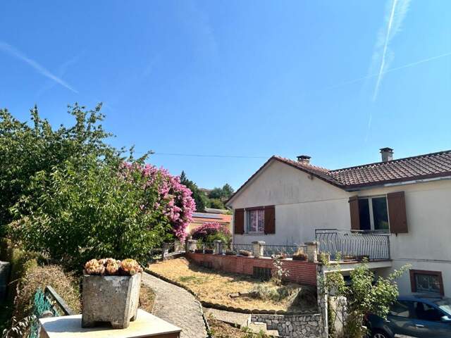 Maison À Vendre — photo du bien