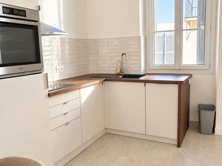 Appartement À Louer — photo 1