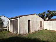 Garage sur belle parcelle de terrain — photo 2