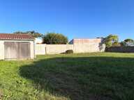 Garage sur belle parcelle de terrain — photo 4