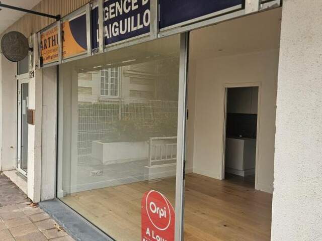 À Vendre murs/boutique hyper centre Arcachon 18m² — photo du bien
