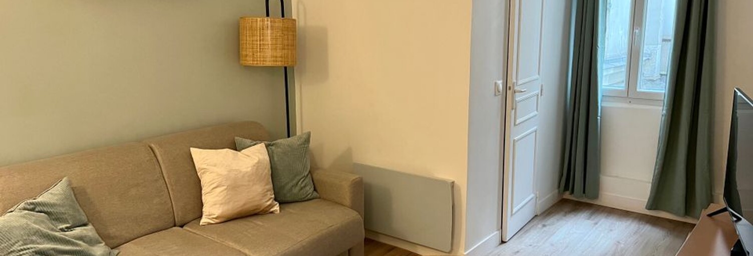 Appartement 1 Pièce 21 m² à louer à Paris 9 (75009)
