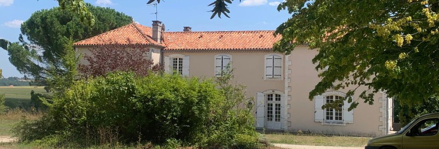 Maison 10 Pièces 400 m² à louer à Brantôme en Périgord (24310)