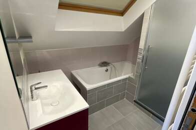 Maison 4 pièces 2200 €