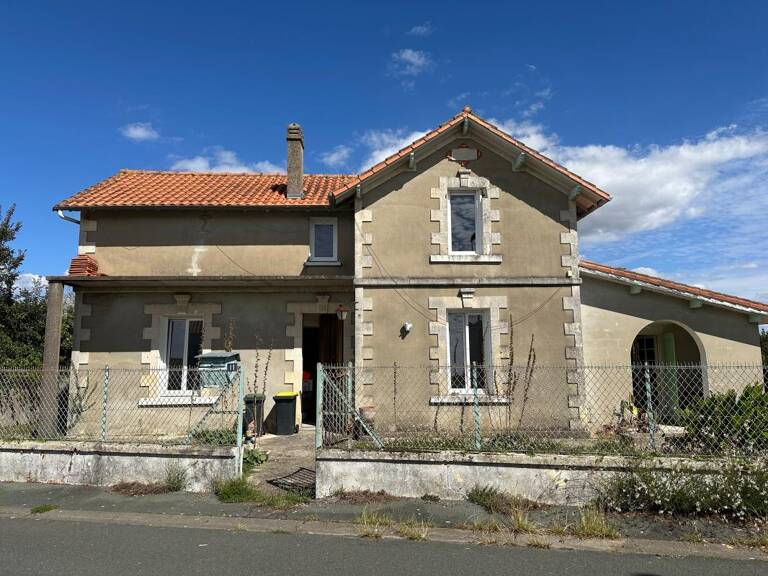 Maison À Vendre — photo 1
