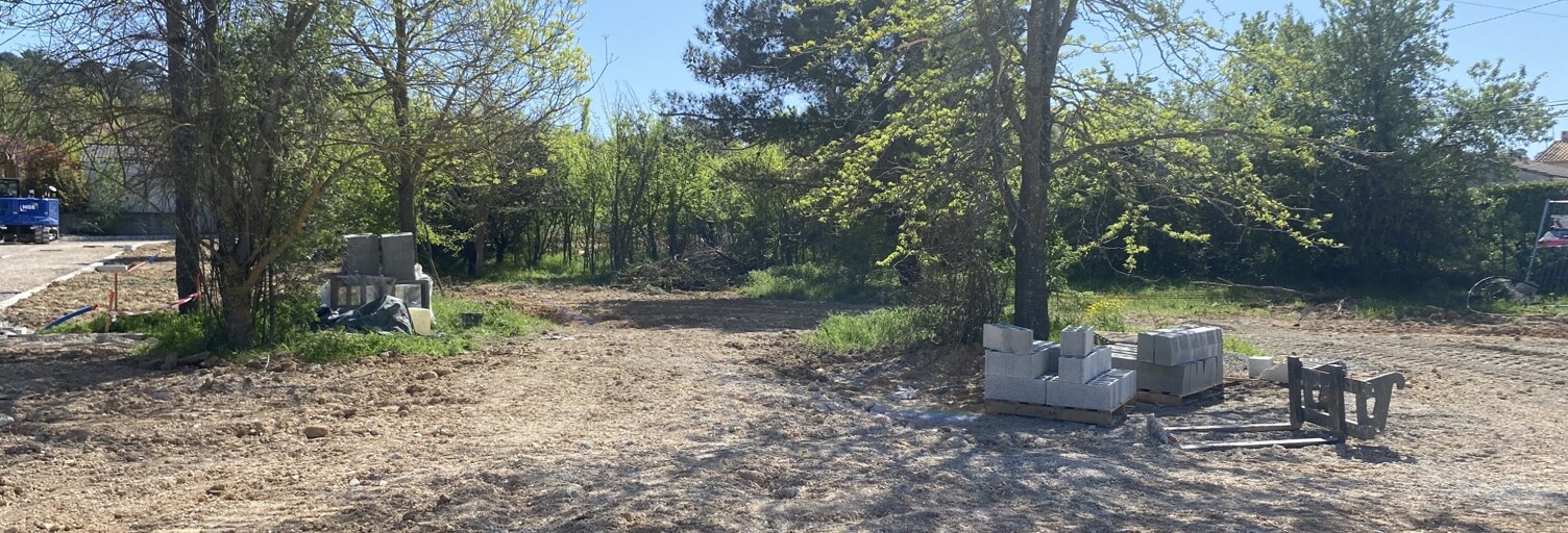 Terrain 320 m² à construire Le Puy-Sainte-Réparade (13610)