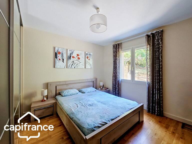 Maison de 169 m2- proche Thouars-terrain de 2000m2 - 4 chambres et + — photo 1