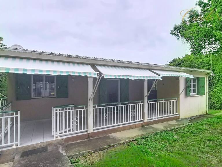 Maison T4 à vendre et son T2 SAINTE ANNE BURAT (971) — photo 1