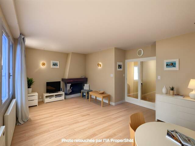 MAISON A RENOVER — photo du bien
