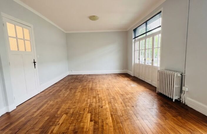 QUIMPER CENTRE (29) – Immeuble de 360 m² habitable avec jardin et garage — photo 5
