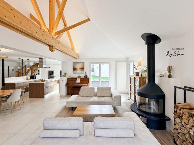 Villa d’architecte rénovée – Golf de Bussy – Plain-pied – 5 chambres – RER A à pied - Bussy-Saint-Georges - à vendre — photo du bien