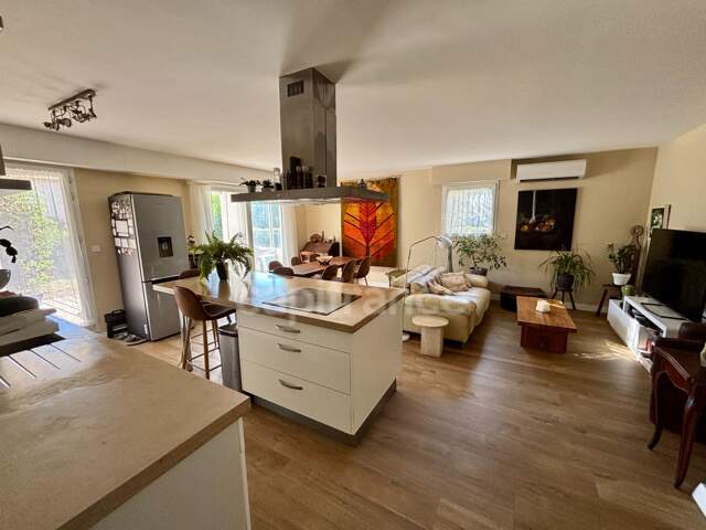 LA CIOTAT – SAINT-JEAN | APPARTEMENT T3 AVEC JARDIN PRIVATIF, TERRASSE, GARAGE ET PARKING — photo du bien