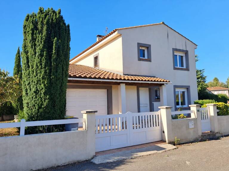 VILLEMOUSTAUSSOU – ÉLÉGANTE MAISON FAMILIALE AVEC JARDIN, TERRASSE ET GARAGE — photo 1