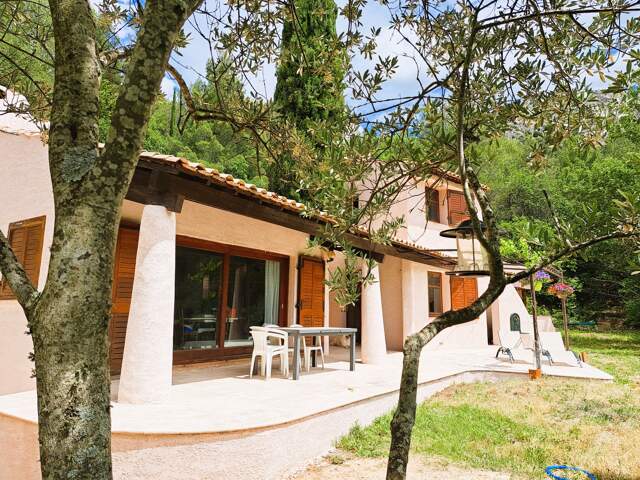Maison à vendre 6 pièces AURIOL (13) au calme absolu / 22905m²  en Zone Naturelle (NS) — photo du bien