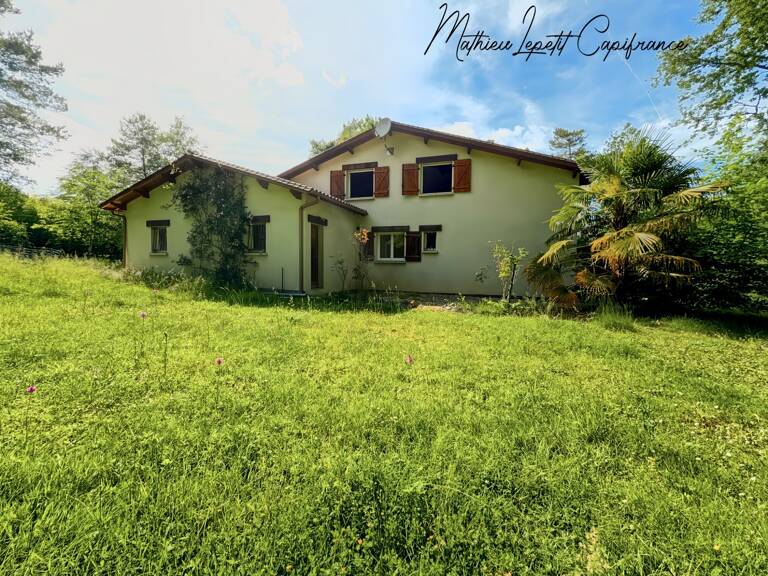 Maison à vendre 6 pièces  BASSILLAC ET AUBEROCHE (24) — photo 1