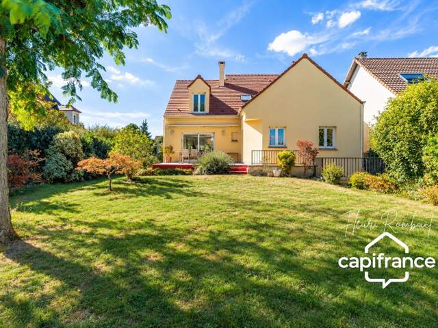GIF BELLEVILLE | MAISON FAMILIALE 5 CHAMBRES AVEC SOUS-SOL TOTAL ET DOUBLE GARAGE — photo du bien