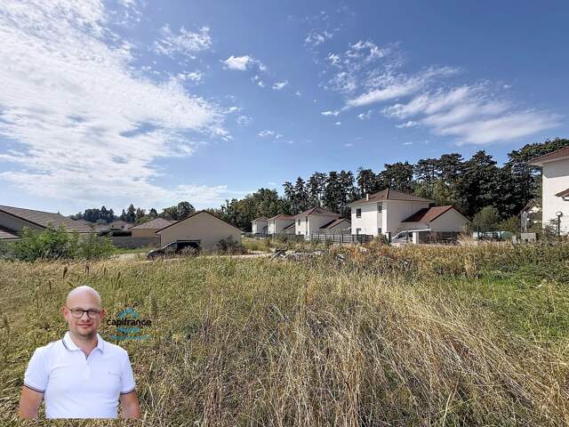 Terrain à vendre de 463,00 m² LES ABRETS (38) — photo du bien