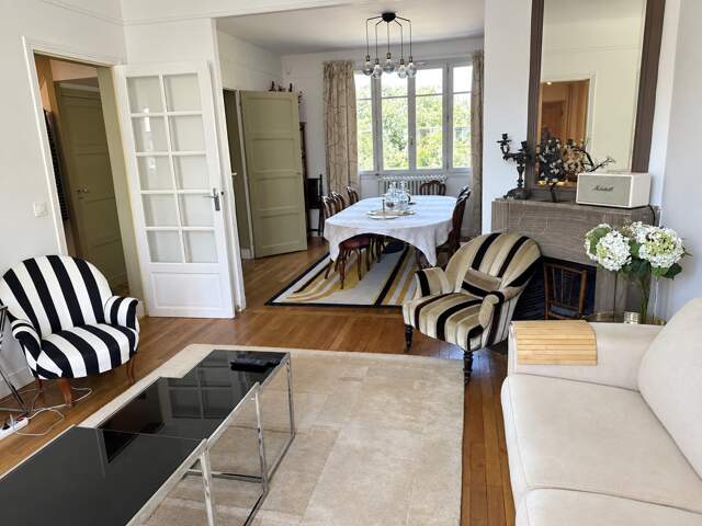 Maison à vendre 8 pièces VERSAILLES (78) — photo du bien