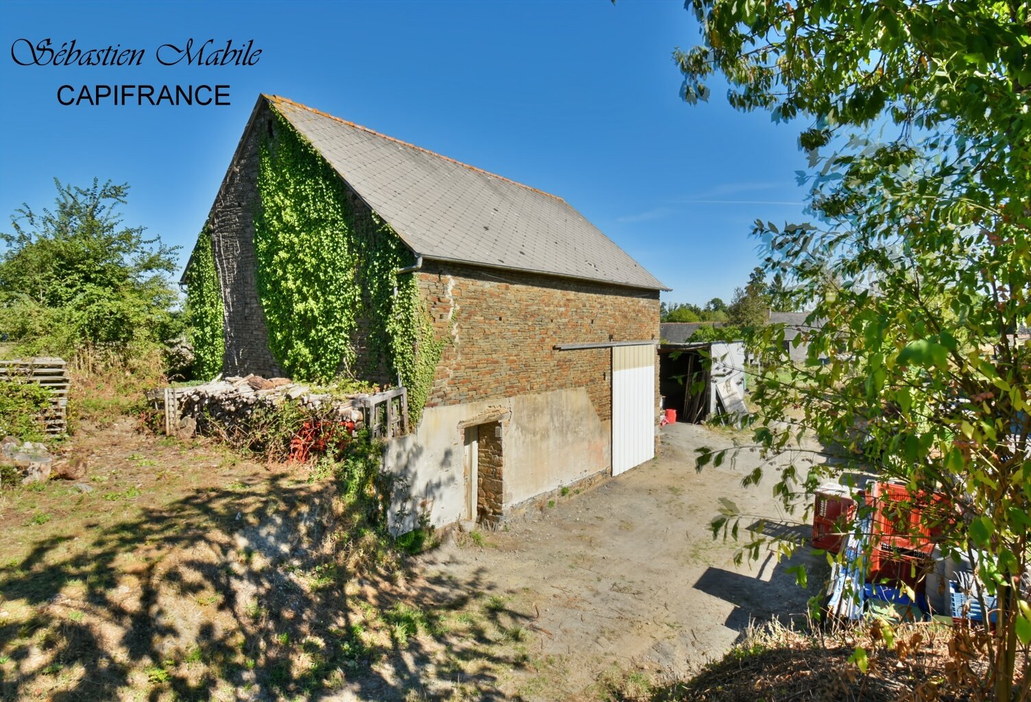 Grange en pierres avec hangar à vendre Pleine-Fougères (35) en Bretagne en Baie du Mont Saint Michel — photo 1