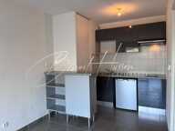 Appartement T2 de 43m² avec balcon de 6m² (parking inclus) — photo 3