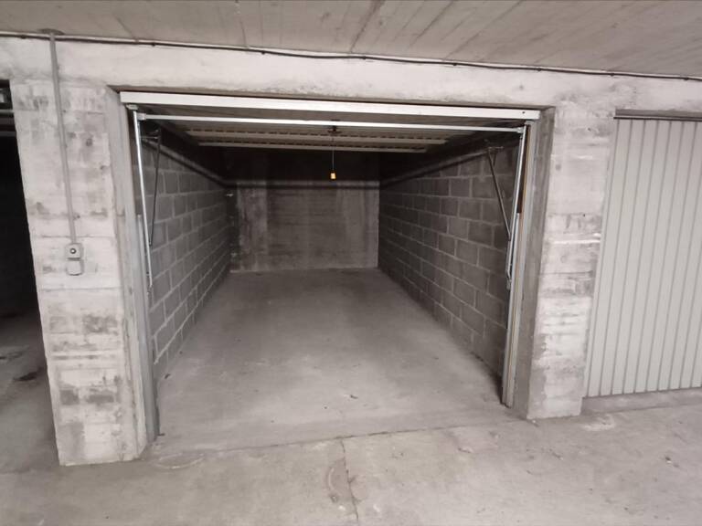 GARAGE INDIVIDUEL DANS RESIDENCE - AVENUE DE LA LIBERTE — photo 1