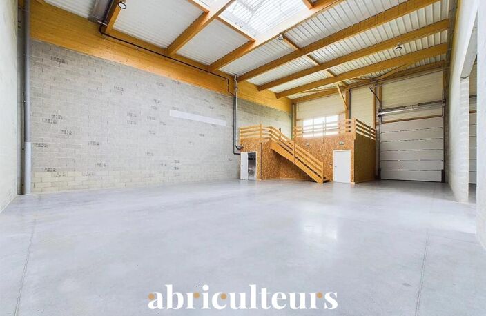 Local d’activité de 720 m² à la location à Gellainville (28630), proche Chartres — photo 4