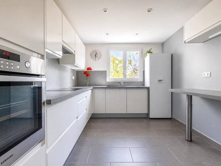 Maison de 8 pièces de 183 m² à Saint-Michel-sur-Orge — photo 1