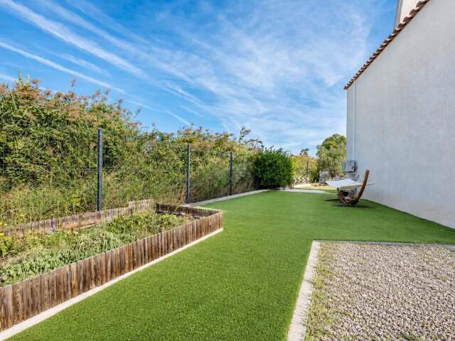 Maison récente de 4 pièces de 73 m² avec jardin situé à Le Muy — photo du bien