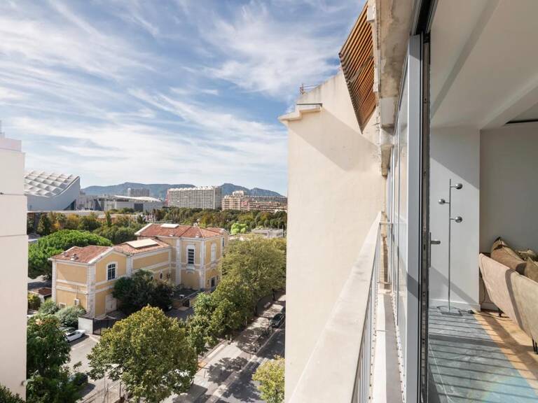 Appartement de 4 pièces de 100 m² à Marseille — photo 1