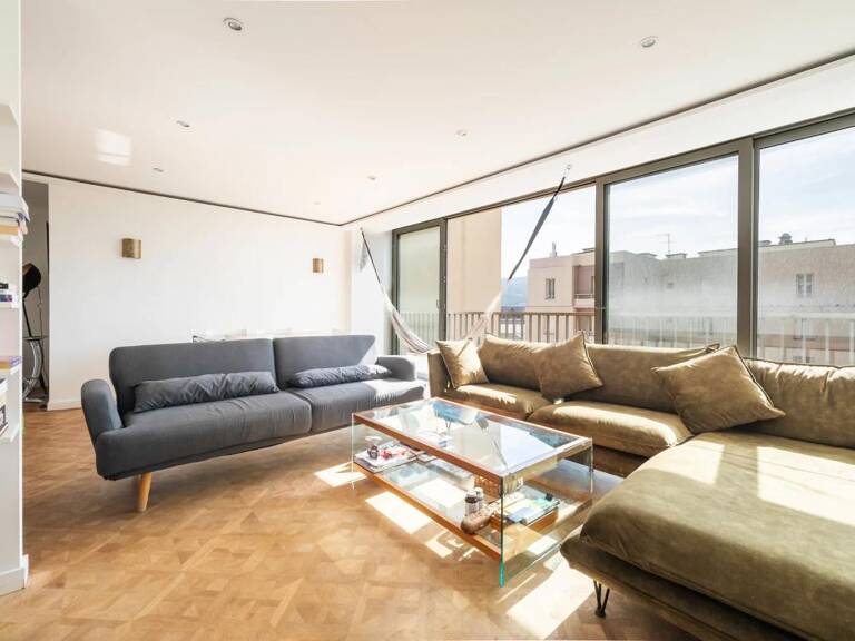 Appartement de 4 pièces de 100 m² à Marseille — photo 1