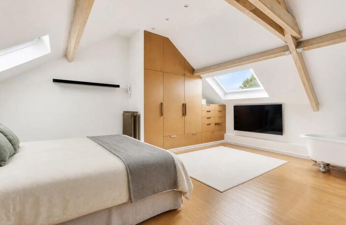 Maison de 5 pièces de 135 m² près de Saint-Cloud — photo 4