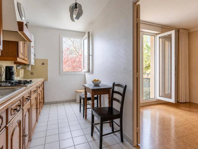 Appartement traversant 78 m² avec box à Argenteuil — photo 1