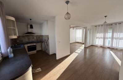 F4/5 de 91 m2 Saint-Denis centre ville — photo du bien
