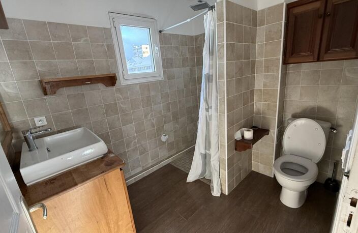 F4/5 de 91 m2 Saint-Denis centre ville — photo 5