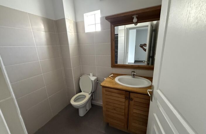 F2 de 43 m2 Saint-Denis centre ville — photo 4