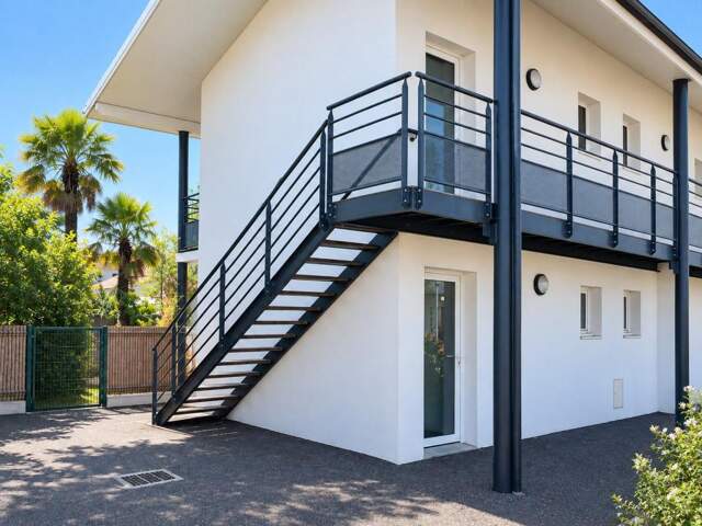 Appartement À Vendre — photo du bien