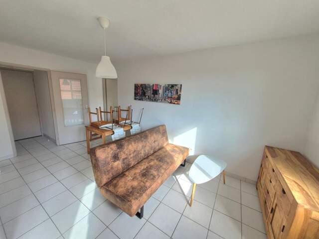 Appartement F2 Meublé Proche Autoroute- ILLANGE — photo du bien