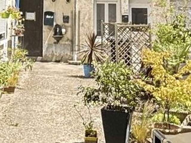 Appartement T2 quartier Danton À Vendre — photo du bien
